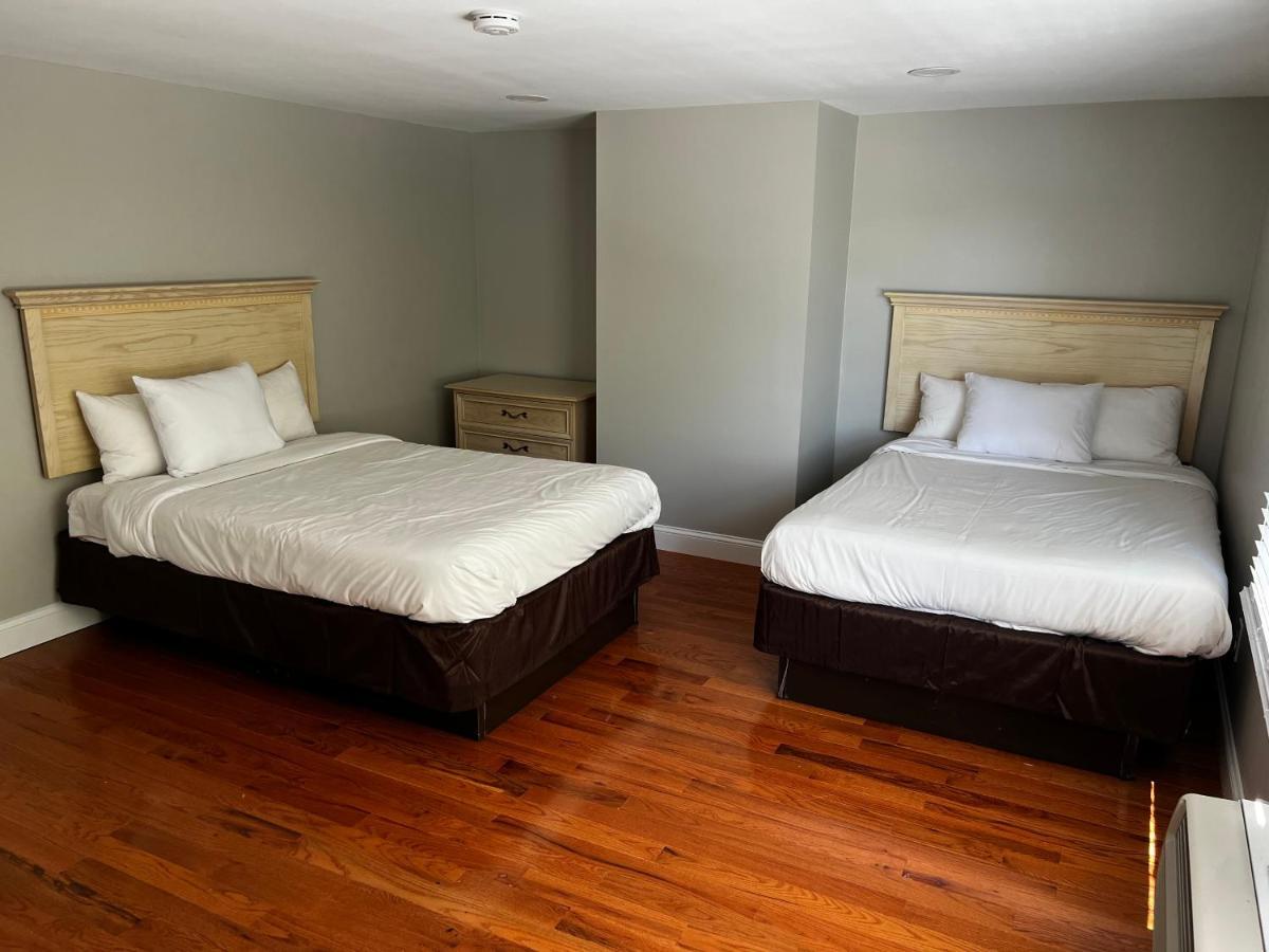 איסטהאם Captains Quarters Motel & Conference Center מראה חיצוני תמונה